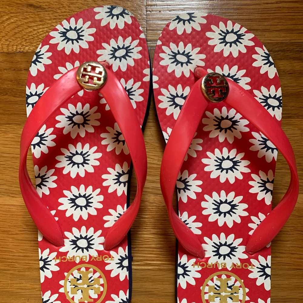 Tory Burch Printed Thin Flip Flops